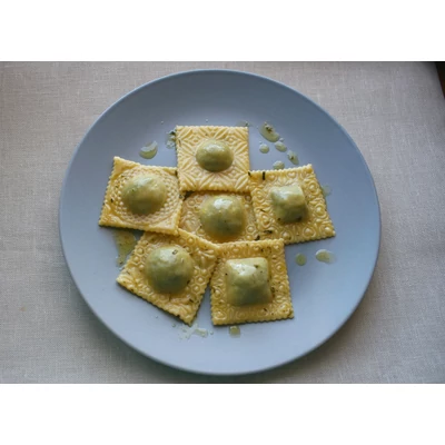 Ravioli mintázófa (méhecskés)