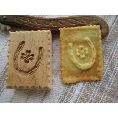 Kekszmintázó (Szerencsepatkó)